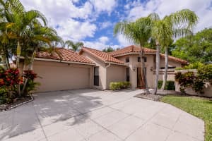 2742 SW Mariposa Cir, Palm City, FL 34990, Sold 04/12/19