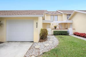 602 Maplewood Dr, Greenacres, FL 33415, Sold 04/26/19
