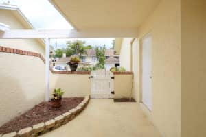 602 Maplewood Dr, Greenacres, FL 33415, Sold 04/26/19