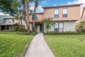 408 Sandtree Dr, Palm Beach Gardens, FL 33403, Sold 05/08/19