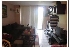 9460 Fontainebleau Blvd, Miami, FL 33172, Sold 05/17/19