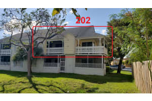 10521 Mahogany Key Cir, Miami, FL 33196, Sold 06/07/19