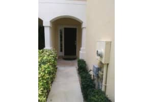 1145 Pinewood Lake Ct, Greenacres, FL 33415, Sold 05/07/19