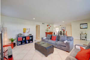 198 NW 10th Ct, Boca Raton, FL 33486, Sold 06/05/19