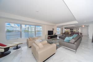 400 Seasage Dr, Delray Beach, FL 33483, Sold 03/30/20