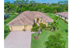 8240 SW Marin Dr, Stuart, FL 34997, Sold 05/07/19