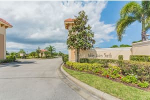 4622 Ashley Lake Cir, Vero Beach, FL 32967, Sold 05/17/19