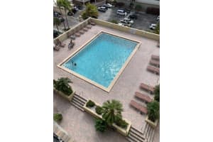 322 Buchanan St, Hollywood, FL 33019, Sold 03/01/21