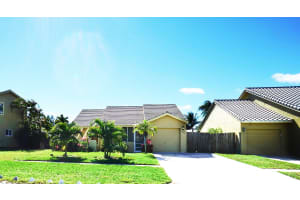 5781 Strawberry Lakes Cir, Lake Worth, FL 33463, Sold 05/20/19
