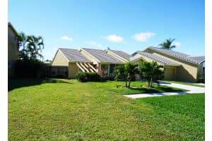 5781 Strawberry Lakes Cir, Lake Worth, FL 33463, Sold 05/20/19