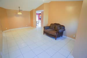 5781 Strawberry Lakes Cir, Lake Worth, FL 33463, Sold 05/20/19