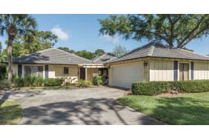 103 Prestwick Cir, Vero Beach, FL 32967, Sold 06/05/20