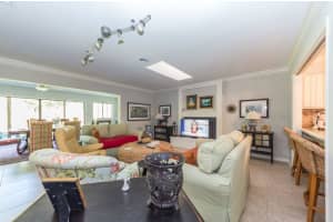 103 Prestwick Cir, Vero Beach, FL 32967, Sold 06/05/20