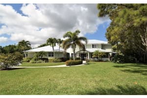 327 NE Ficus Terrace, Jensen Beach, FL 34957, Sold 05/15/19