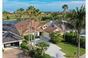 6917 SE Harbor Cir, Stuart, FL 34996, Sold 09/28/20