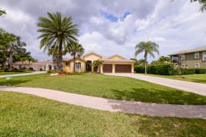 4706 SW Long Bay Dr, Palm City, FL 34990, Sold 06/14/19