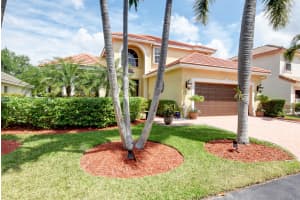 21 Lawrence Lake Dr, Boynton Beach, FL 33436, Sold 05/13/19