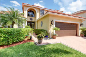 21 Lawrence Lake Dr, Boynton Beach, FL 33436, Sold 05/13/19