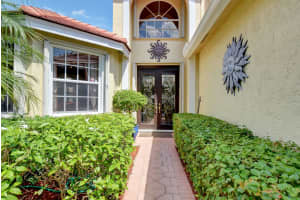 21 Lawrence Lake Dr, Boynton Beach, FL 33436, Sold 05/13/19