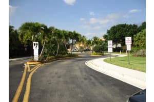 1008 Fosters Mill Rd, Boynton Beach, FL 33436, Sold 06/05/19