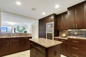 200 E Palmetto Park Rd, Boca Raton, FL 33432, Sold 09/04/19