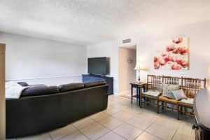 9050 NW 28th St, Coral Springs, FL 33065, Sold 07/19/19