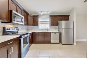 1395 Waterway Cove Dr, Wellington, FL 33414, Sold 05/16/19