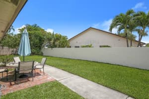 392 SW 27th Terrace, Delray Beach, FL 33445, Sold 08/20/19