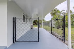 697 Snead Cir, West Palm Beach, FL 33413, Sold 06/03/19