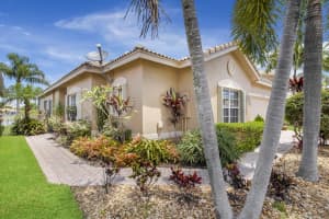 MLS# R10519944, Lake Worth, Florida 33436