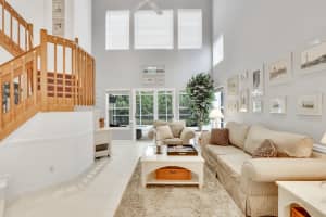 8 Grand Bay Cir, North Palm Beach, FL 33408, Sold 11/04/19