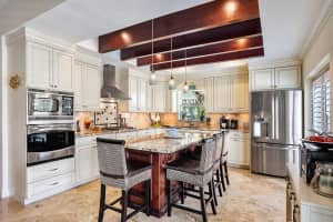 136 Periwinkle Dr, Hypoluxo, FL 33462, Sold 11/07/19