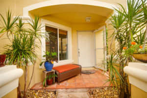 1715 Arezzo Cir, Boynton Beach, FL 33436, Sold 05/16/19