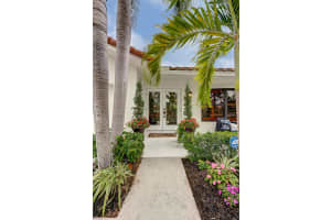 1061 NW 6th St, Boca Raton, FL 33486, Sold 06/17/19