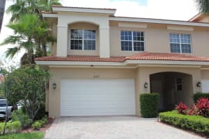 5017 Vine Cliff Way W, Palm Beach Gardens, FL 33418, Sold 09/10/19