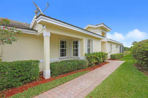1552 SE Tidewater Pl, Stuart, FL 34997, Sold 07/08/19