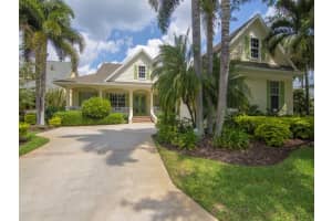 898 Carolina Cir SW, Vero Beach, FL 32962, Sold 09/13/19