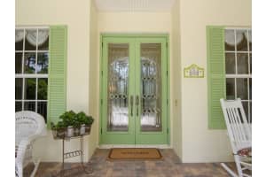 898 Carolina Cir SW, Vero Beach, FL 32962, Sold 09/13/19
