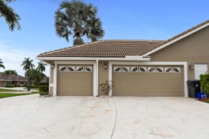 15895 Meadow Wood Dr, Wellington, FL 33414, Sold 10/25/19