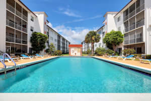 4500 N Flagler Dr APT D20, West Palm Beach, FL 33407, Sold 09/23/19