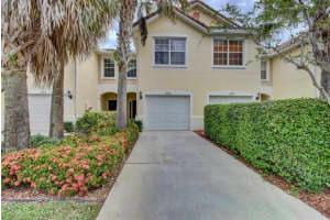 1073 Pinewood Lake Ct, Greenacres, FL 33415, Sold 07/11/19