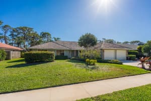 2824 Biarritz Dr, West Palm Beach, FL 33410, Sold 11/03/20