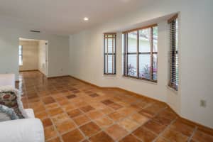 2824 Biarritz Dr, West Palm Beach, FL 33410, Sold 11/03/20