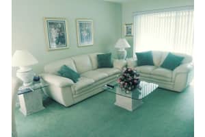 1374 SE Rivergreen Cir, Port St. Lucie, FL 34952, Sold 05/31/19