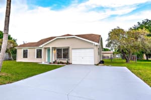 2326 SE Rainier Rd, Port St. Lucie, FL 34952, Sold 05/28/19