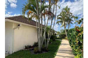 2749 SW 5th St, Delray Beach, FL 33445, Sold 07/17/19