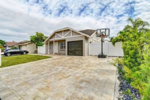 23259 Country Club Dr W, Boca Raton, FL 33428, Sold 05/31/19