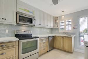 60 Yacht Club Dr, North Palm Beach, FL 33408, Sold 07/15/19