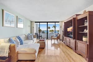 3701 S Flagler Dr APT B303, West Palm Beach, FL 33405, Sold 07/01/19