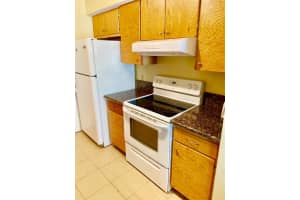 815 W Boynton Beach Blvd, Boynton Beach, FL 33426, Sold 06/06/19